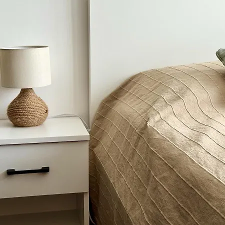 Spacious And Stylish Near The Center Апартаменти *