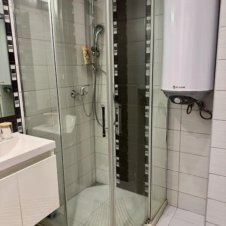 Spacious And Stylish Near The Center Варна